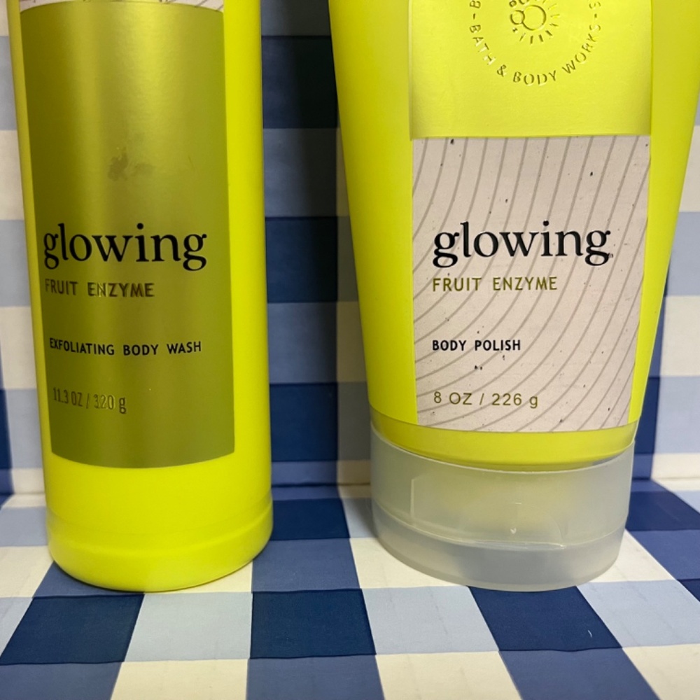 2 BATH & BODY WORKS GLOWING FRUIT ENZYME BODY WASH + BODY POLISH SET SEALED - Picture 2 of 3